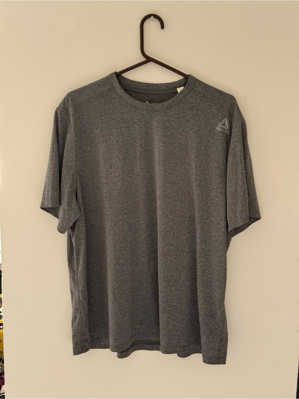 ✨3 for $20 Reebok Men's Dark Gray‎ Crew Neck Athletic Tee